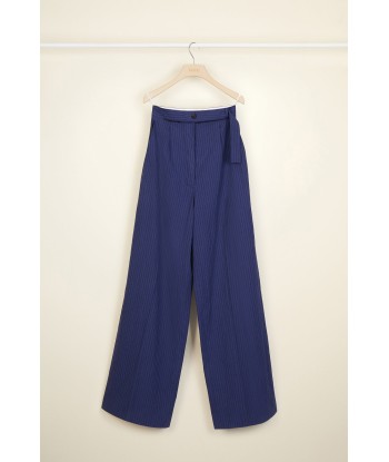 Loose belted seersucker trousers de la marque