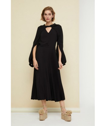 Twisted neckline pleated midi dress Venez acheter