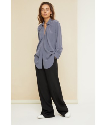 Iconic draped silk blouse En savoir plus