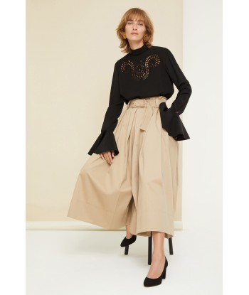 Cotton gabardine culottes in organic cotton Voir les baskets