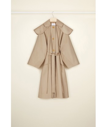 Oversized belted coat in organic gabardine with detachable collar Dans la société mordern