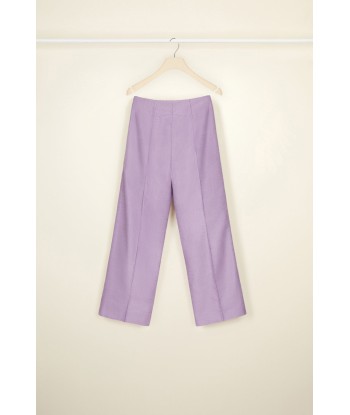 Iconic cropped trousers in organic tweed suggérées chez