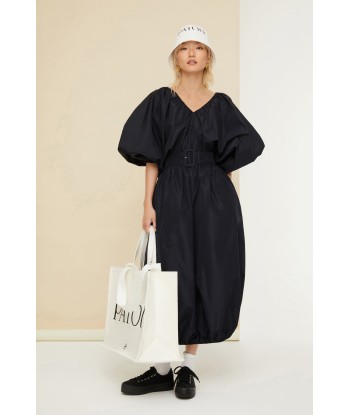 Belted maxi dress in eco-friendly faille en ligne des produits 