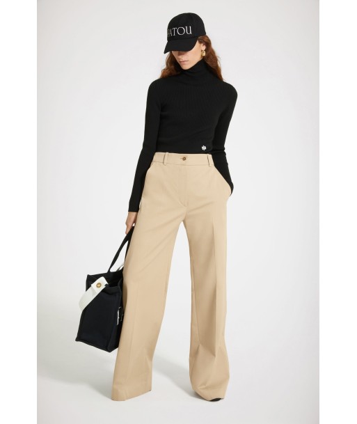 Iconic gabardine trousers in organic cotton Dans la société mordern