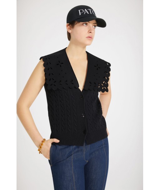 Sleeveless cable knit cardigan in Merino wool with detachable collar pas chere